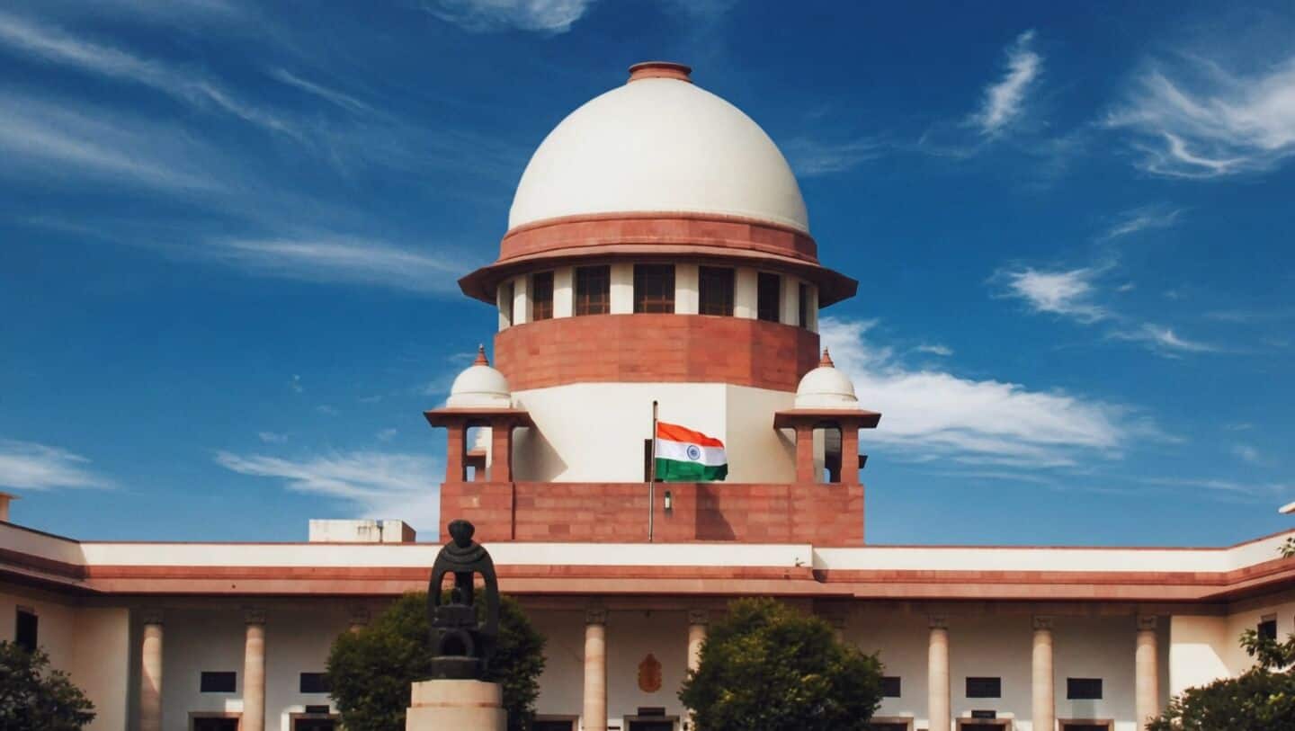 Supreme Court to hear challenge to CBSE 3 language rule