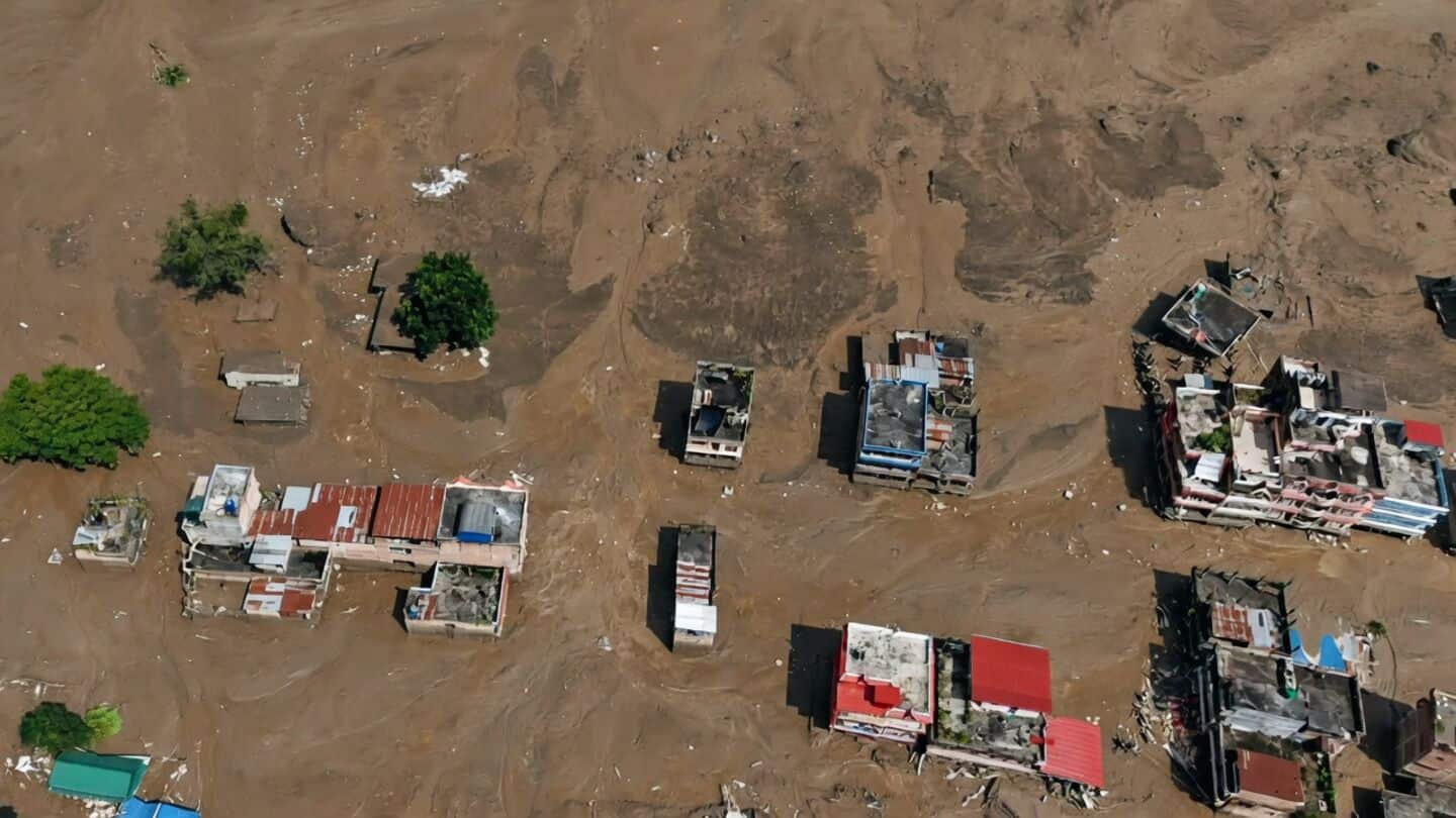 Central Nepal flash floods leave 46 dead, nearly 500 missing