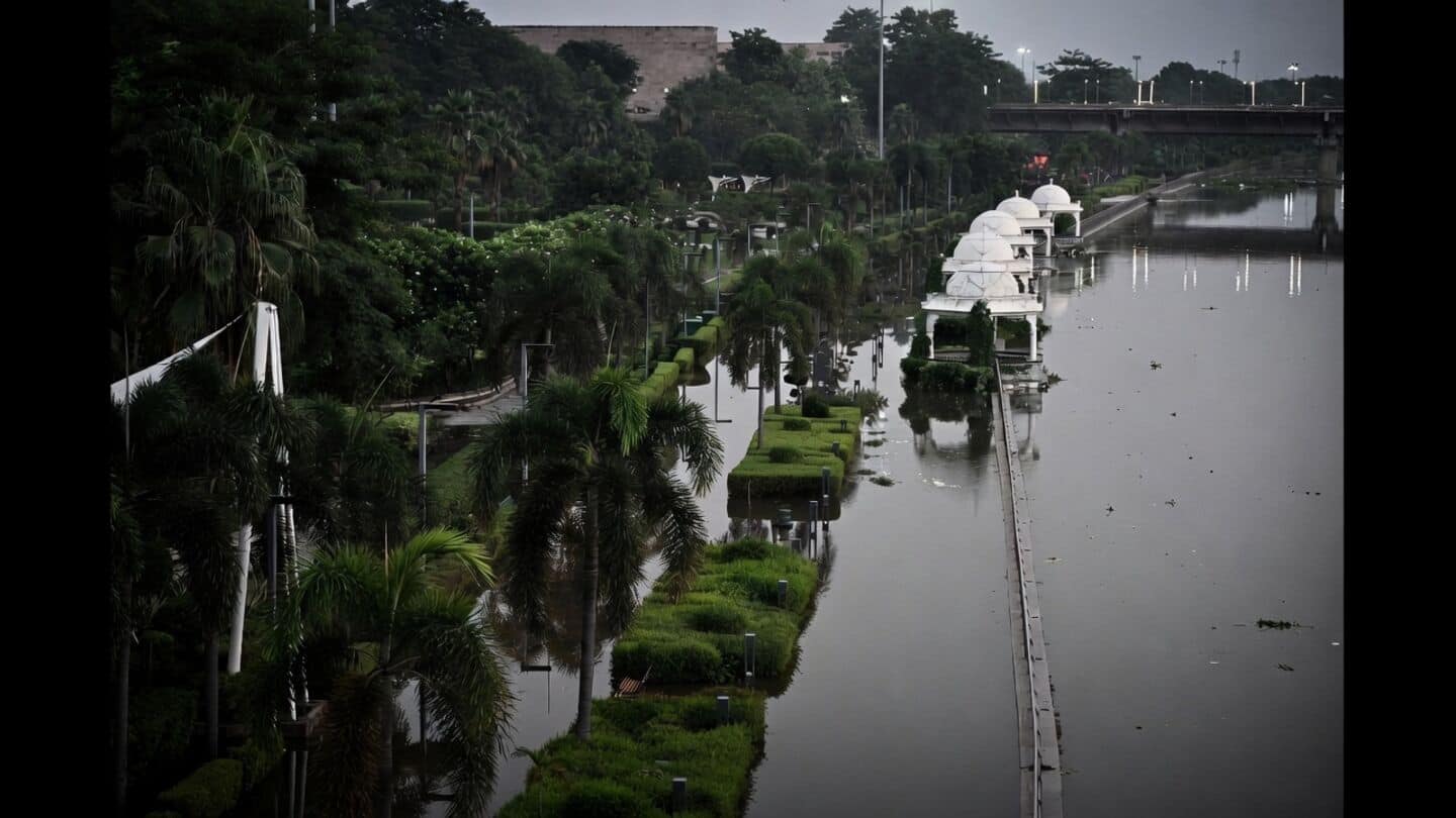 Gomti River in Lucknow surges to 108.14m after upstream inflow