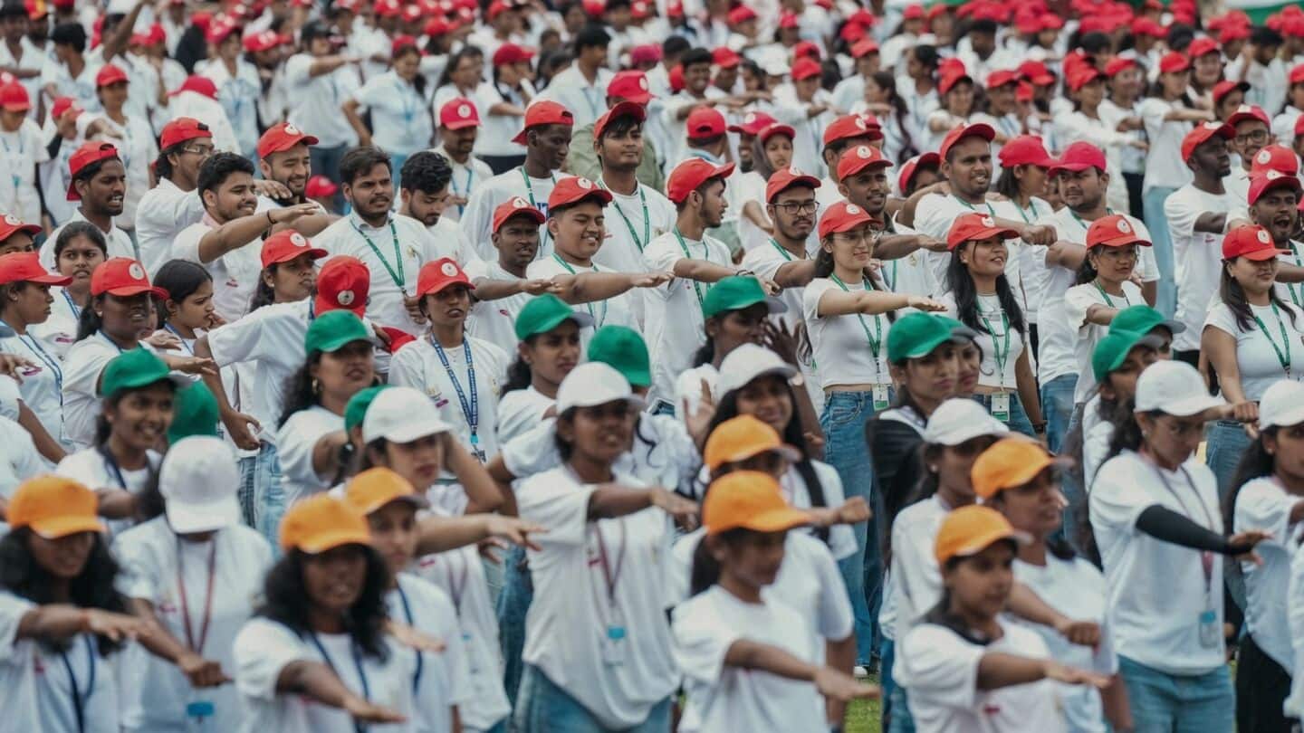 कर्नाटक की 'युवा क्रांति' योजना: 10,000 क्लब और 1,010 करोड़ रुपये से युवाओं को मिलेगी नई पहचान