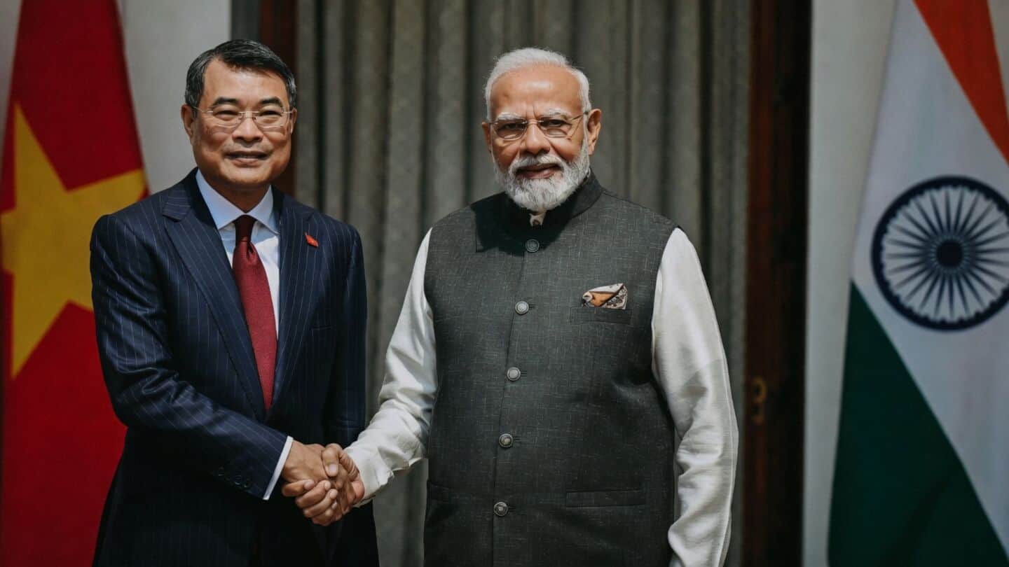 Narendra Modi meets Vietnam PM at BRICS to deepen ties