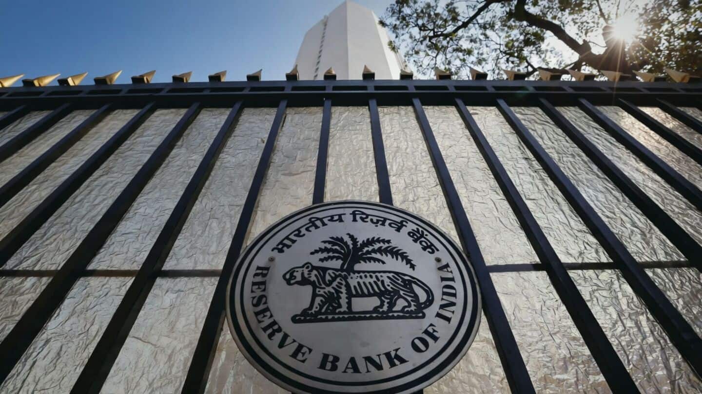 RBI bars 3rd-party sales incentives to bank and NBFC staff
