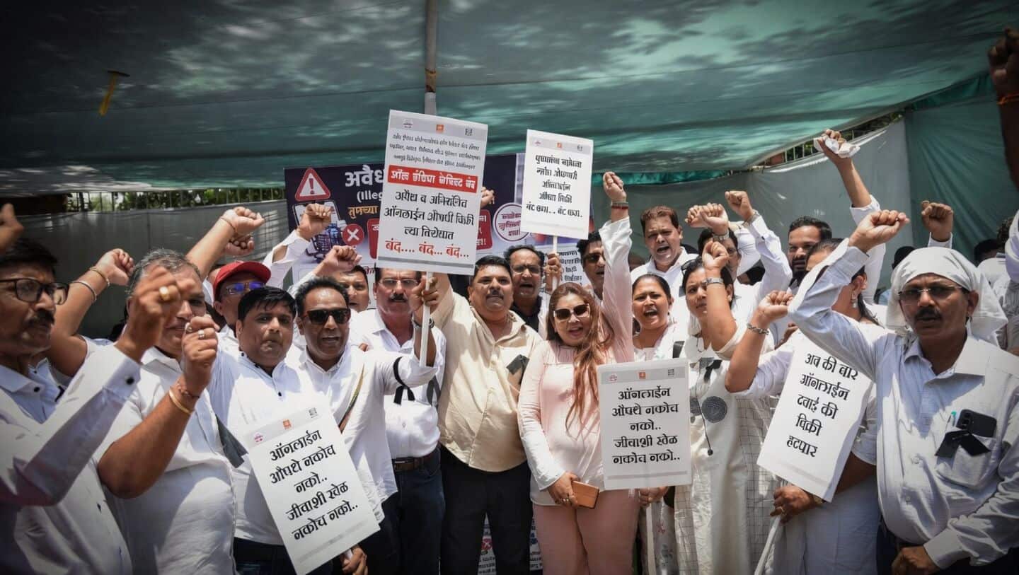 AIOCD-led chemists across India shut shops, protest e-pharmacies and discounts