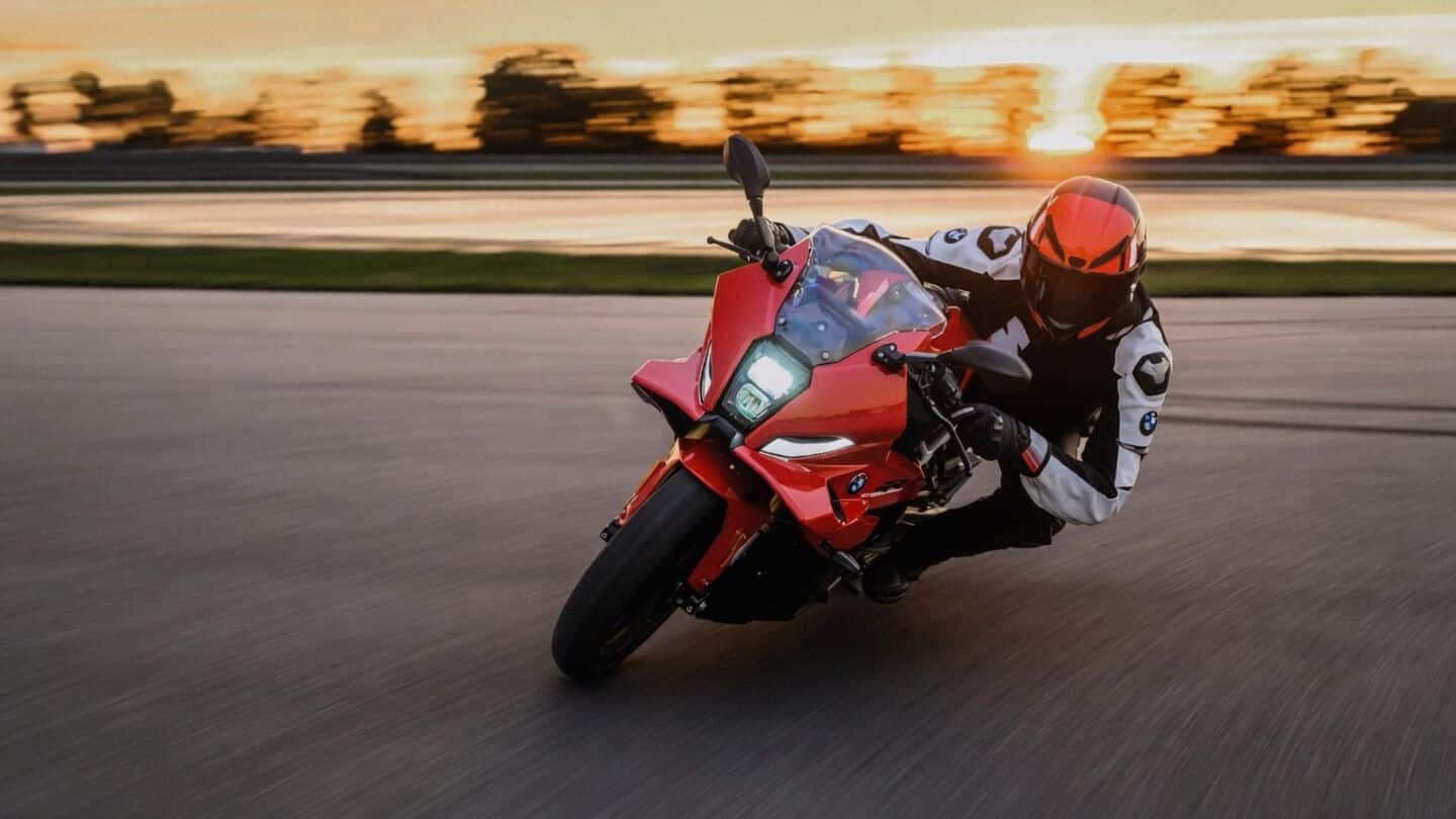 BMW Motorrad unveils F 450 RR fully-faired middleweight supersport