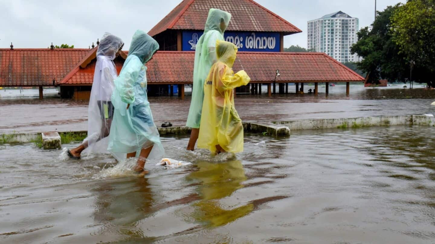 IMD forecasts isolated heavy to very heavy rain in Kerala