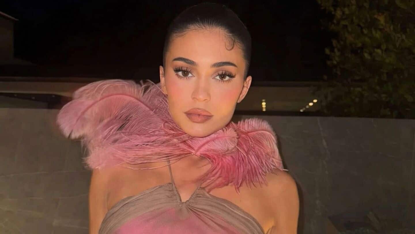 Jenner lists 8 bedroom California home for $20.2 million