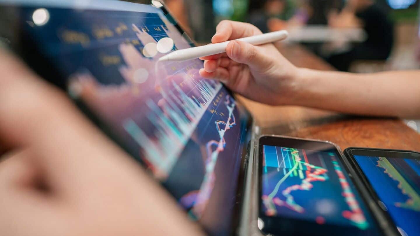 FPIs hold 16% of Indian stocks and DIIs reach 20%
