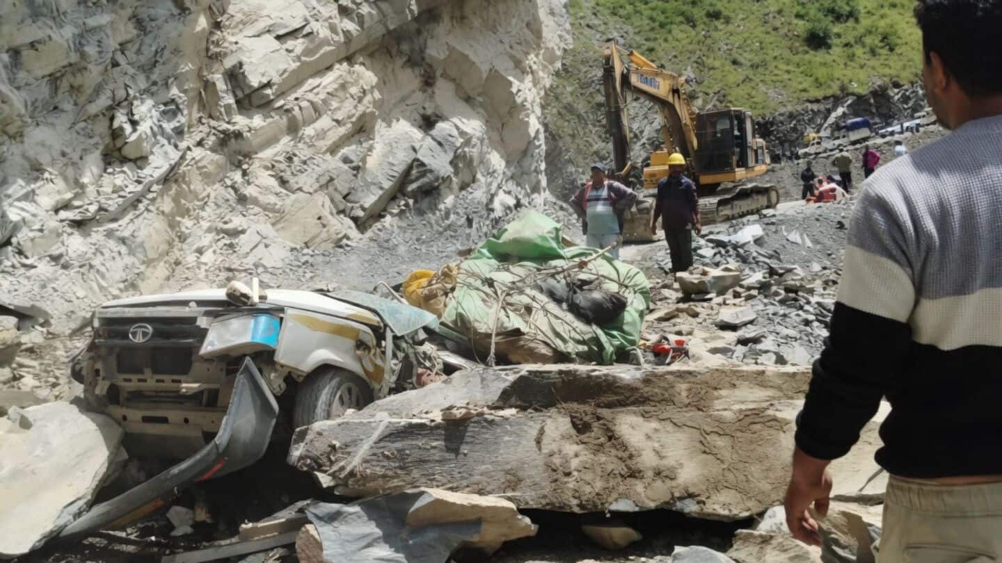 Kahu-du Nala landslide buries taxi in Lahaul-Spiti, 13 dead