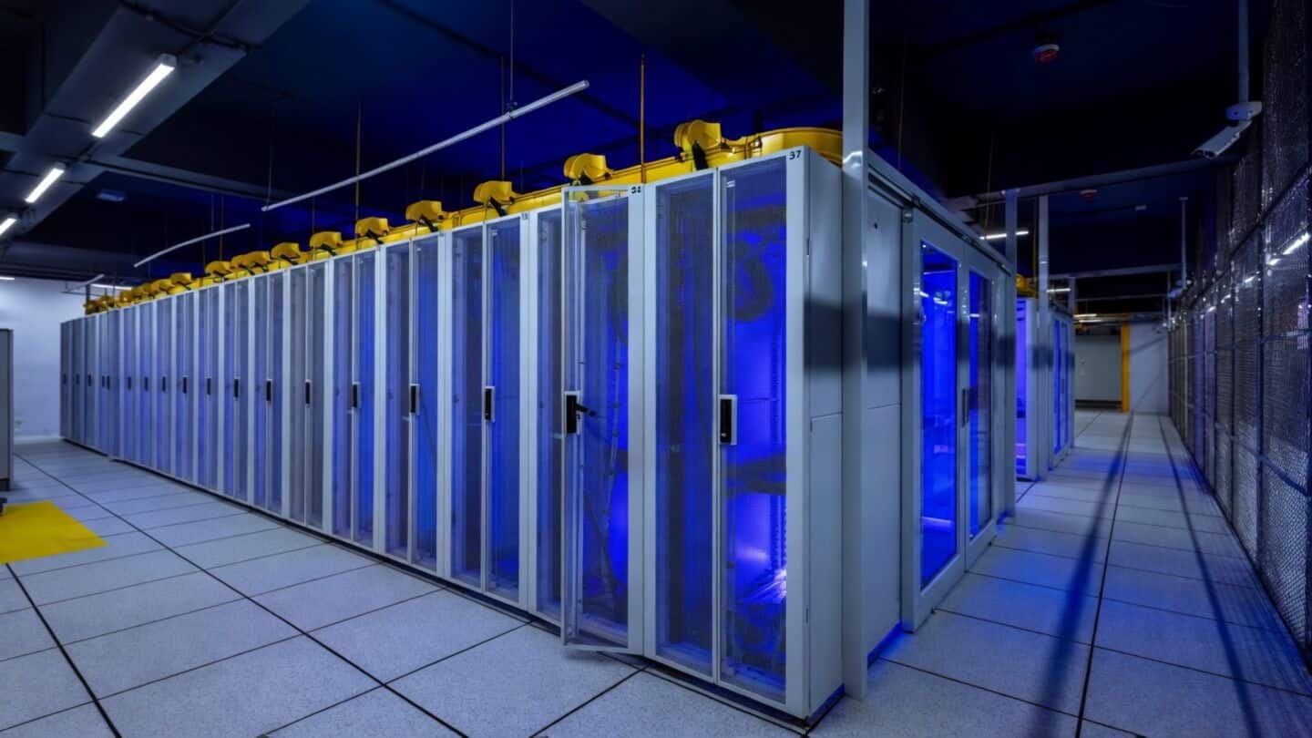 India data center capacity expected 2.8-3 GW by 2030