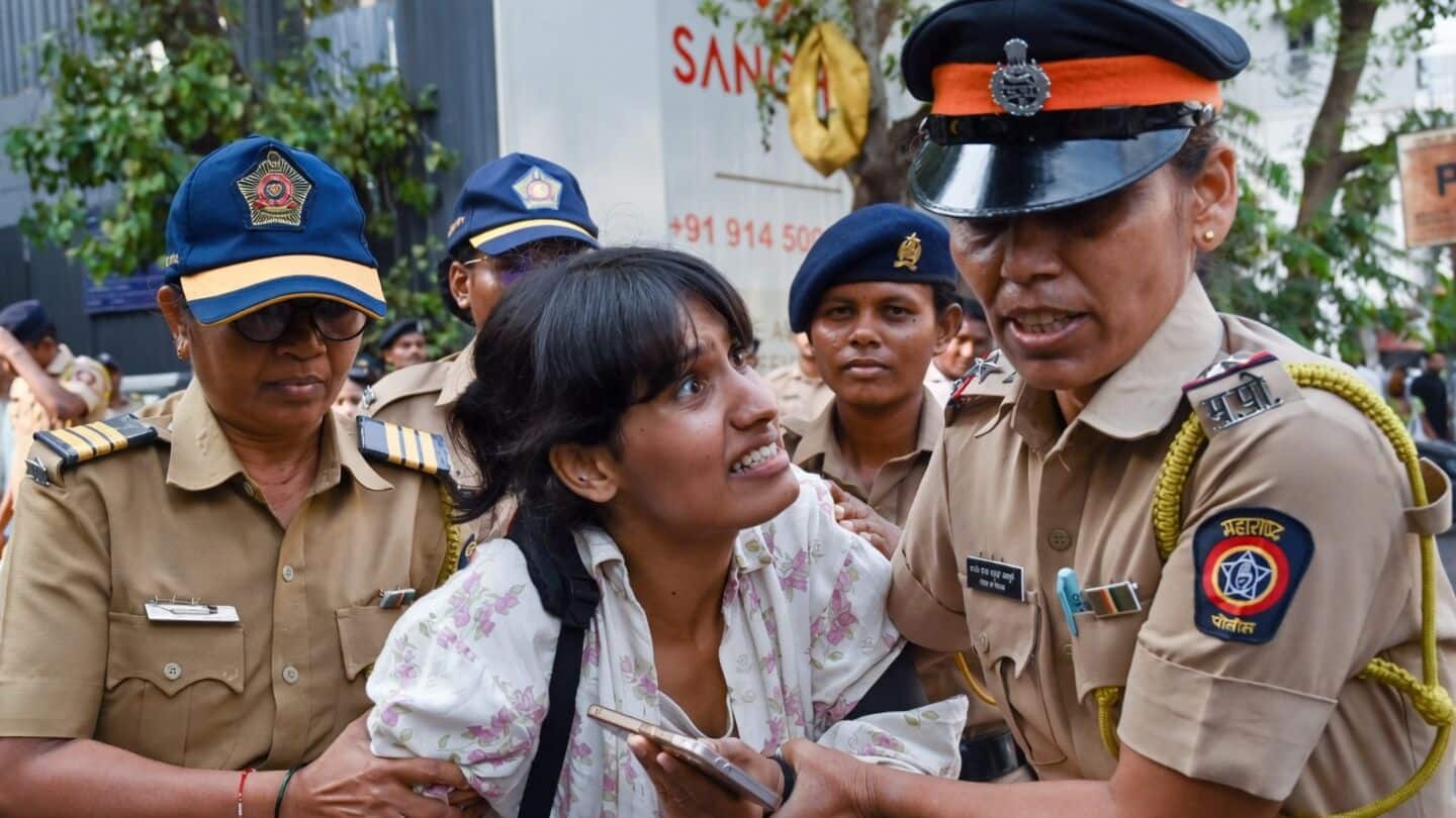 Mumbai police detain 300 near Shivaji Park protesting Gyanesh Kumar
