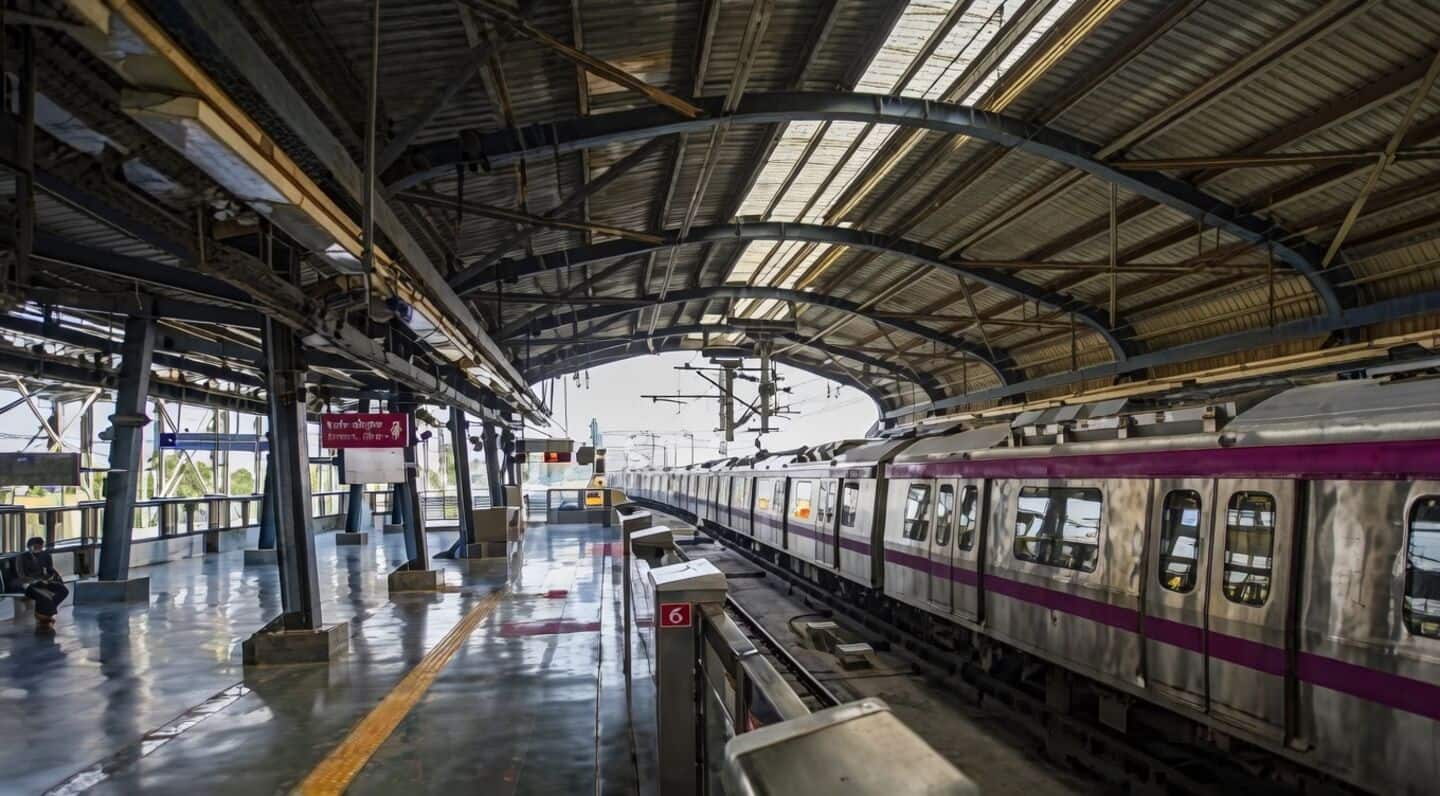 Delhi Metro's new line stolen, trains forced to crawl