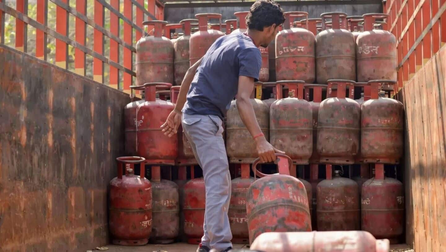 India considers lighter LPG cylinders amid West Asia crisis