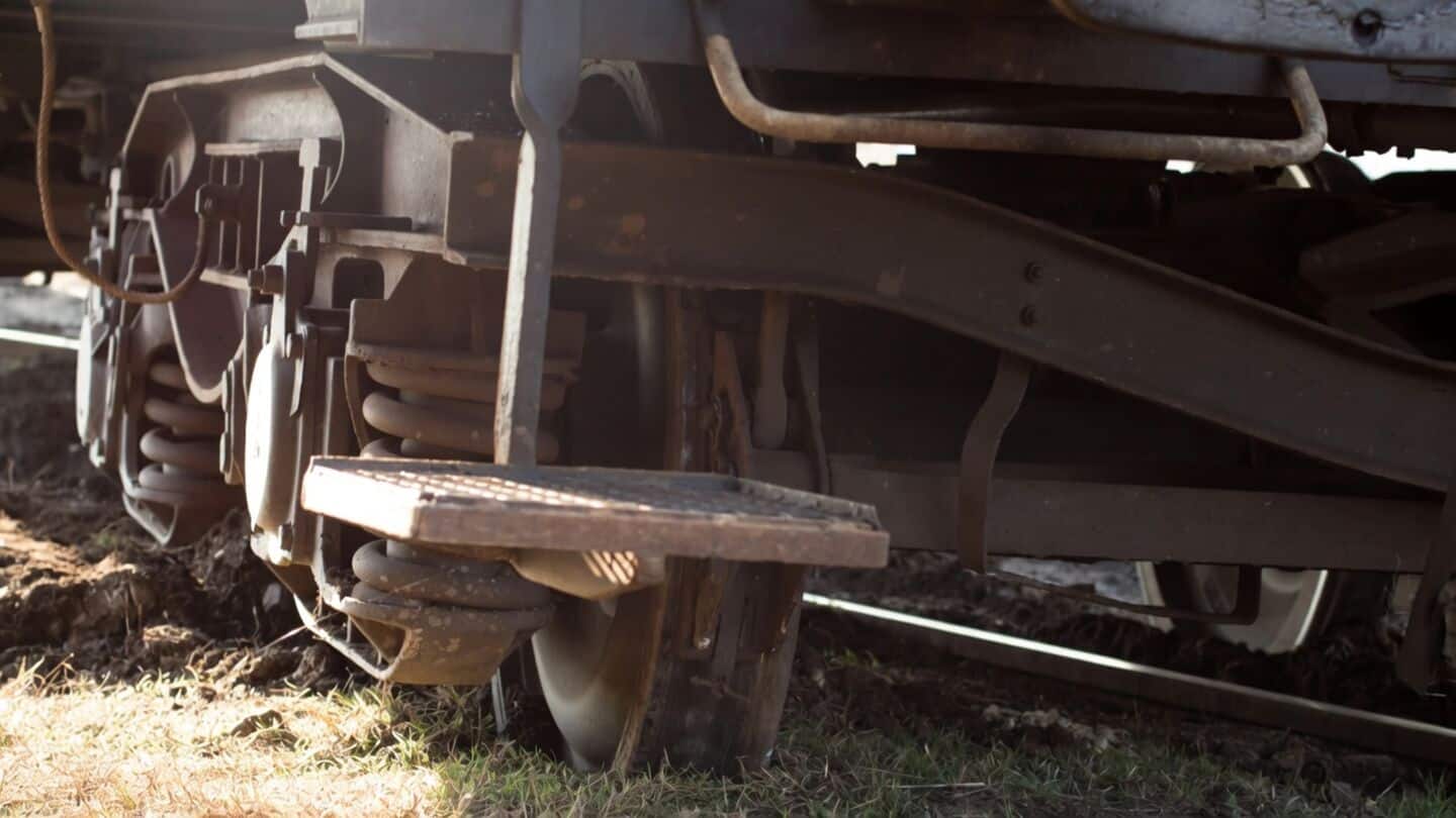 Coal freight train derails near Palamu, 11 wagons off tracks