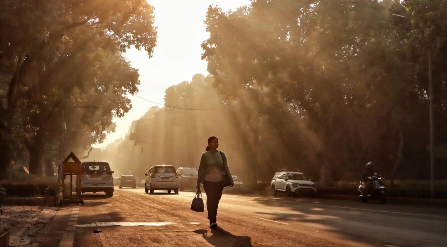 Delhi AQI 261 after dust storms from Afghanistan, Iran, Pakistan