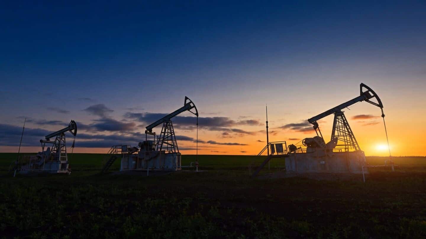 Oil prices slip amid diplomatic moves and ongoing supply threats