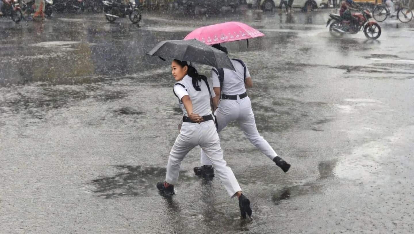 IMD warns of thunderstorms, heavy rain in North Bengal