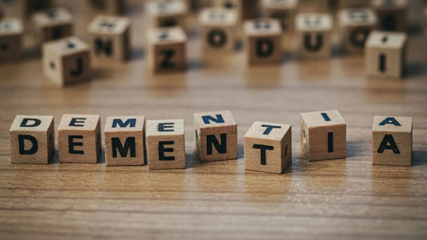 New US study: Avoiding 3 risks extends later-life dementia-free years
