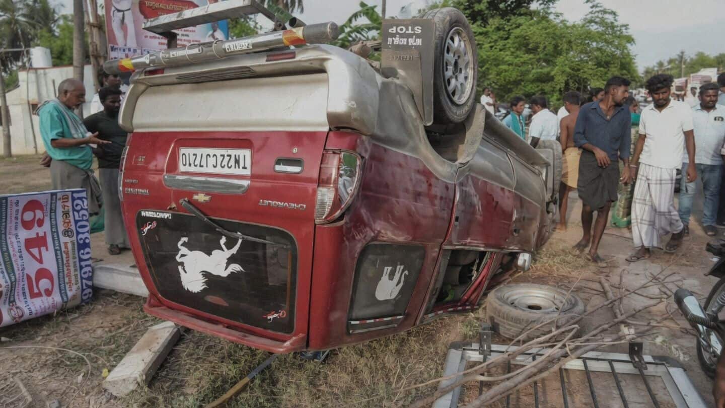 Allegedly drunk driver kills 3 schoolchildren in Tiruvarur Tamil Nadu