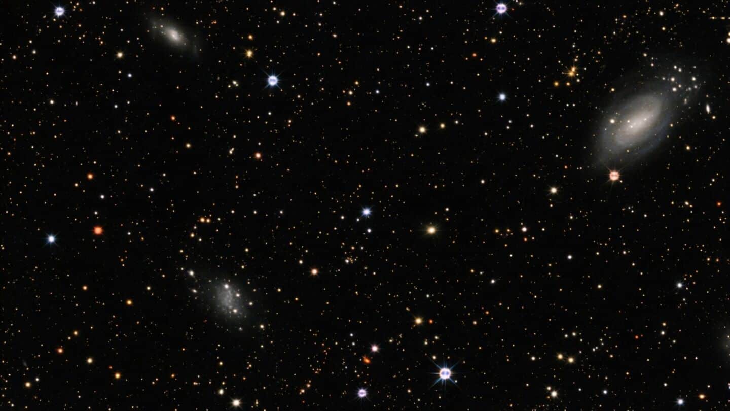 Astronomers find 2 Fornax Cluster galaxies with negligible dark matter
