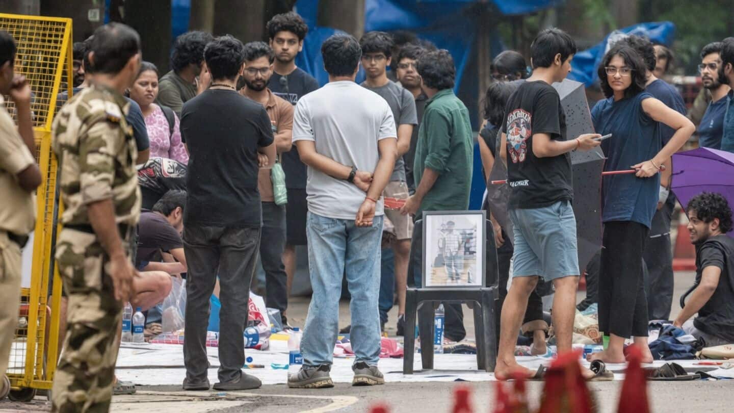 IIT Bombay Dalit student's suicide sparks protests demanding independent probe