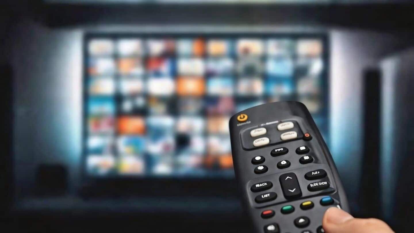 Rising costs and rupee weakness push TV prices, shoppers downsize