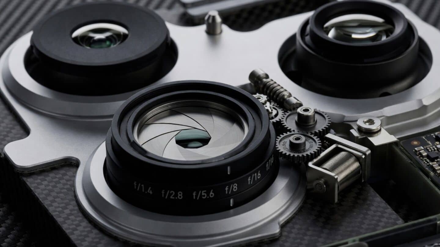 Tipster says iPhone 18 Pro Max may get variable aperture