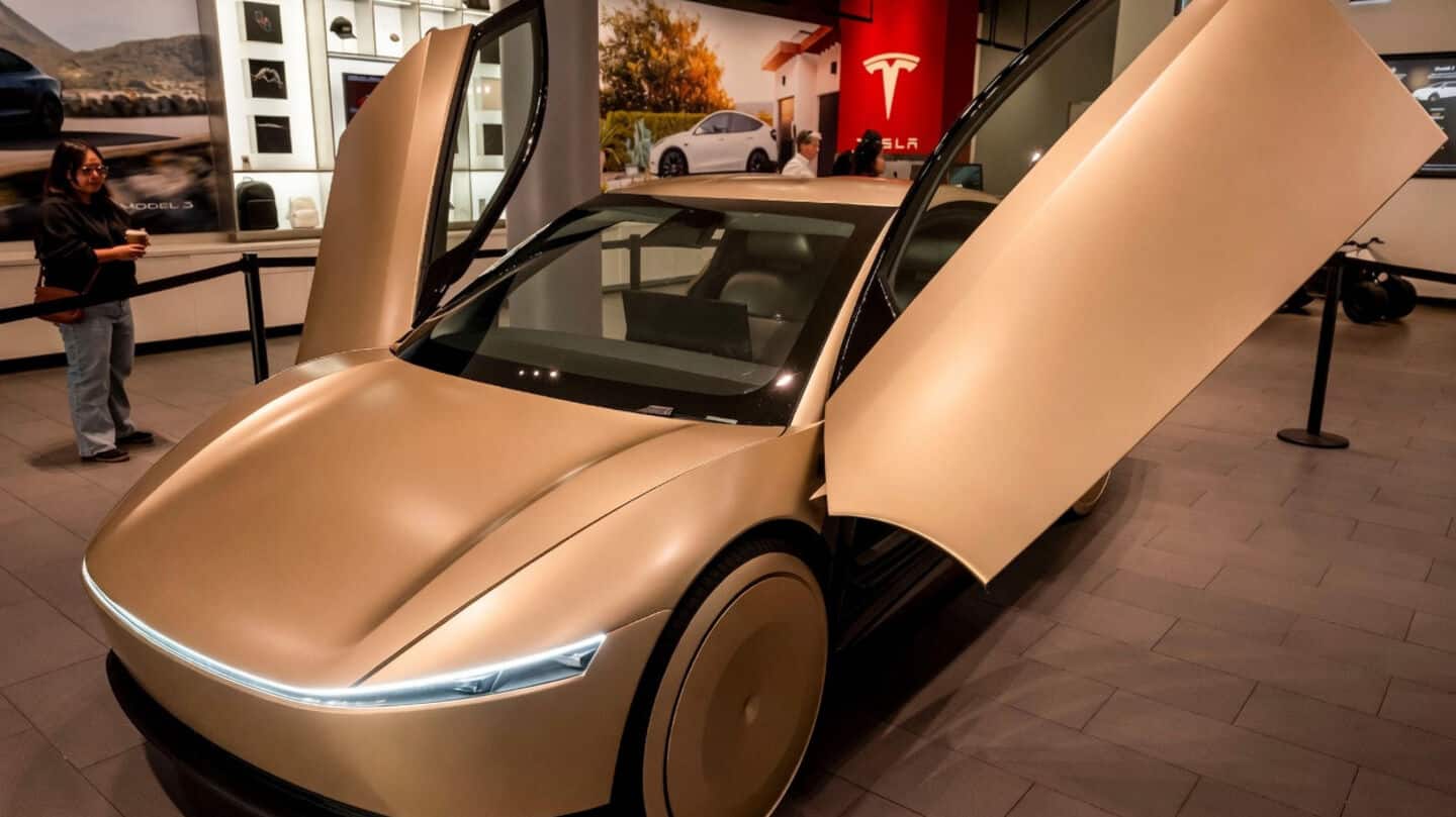 Tesla lands $30B credit lines for Cybercab, Optimus, Semi