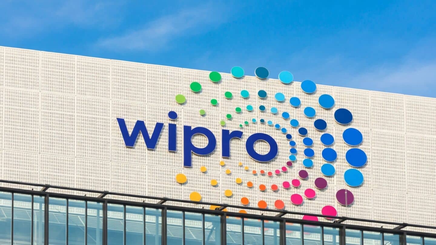 Wipro posts 0.6% YoY IT services growth, bookings down 22.9%