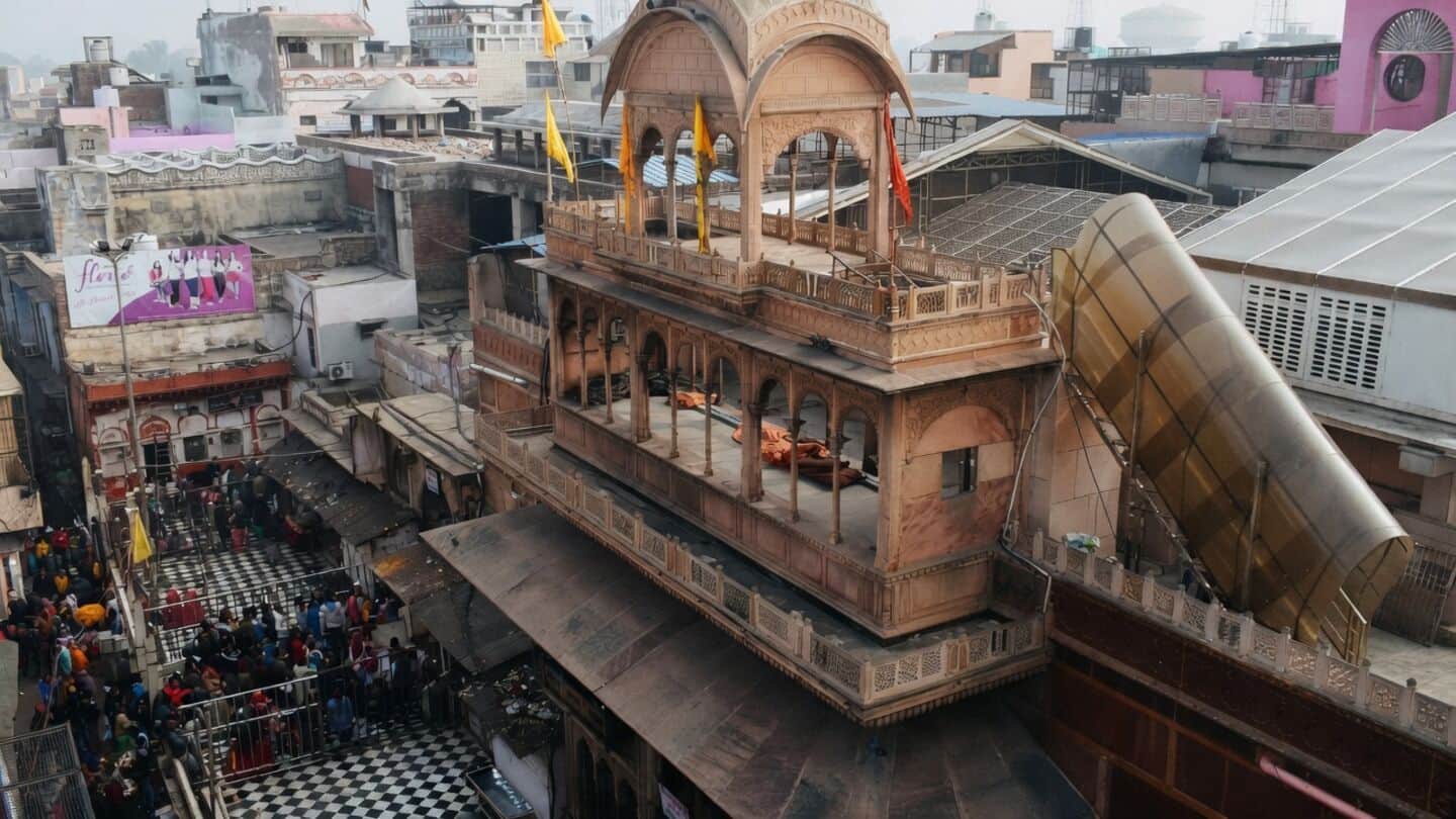 Banke Bihari Temple Vrindavan bans pedas, flower garlands, tulsi malas