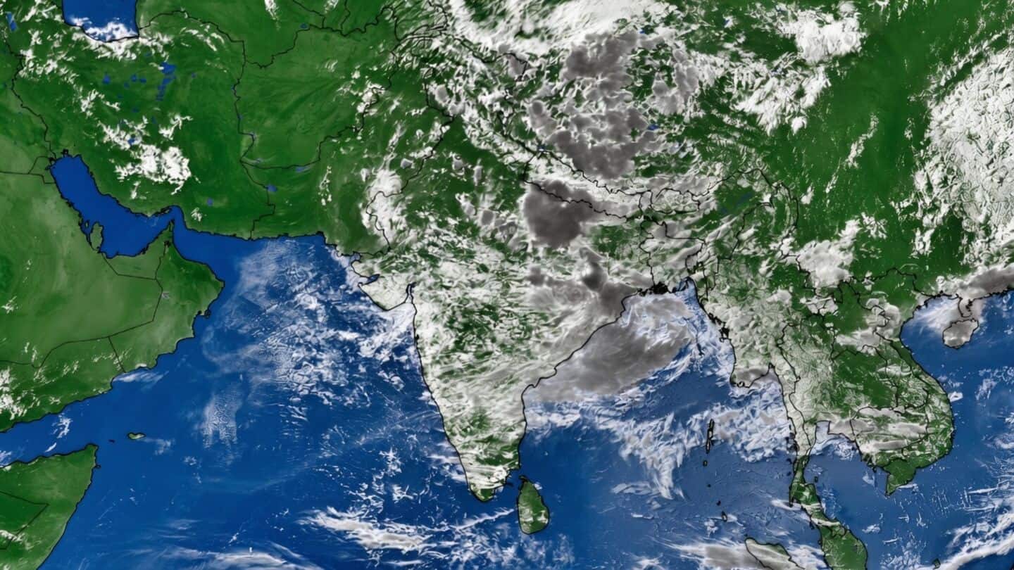 IMD warns heavy rain across Odisha West Bengal Jharkhand Chhattisgarh