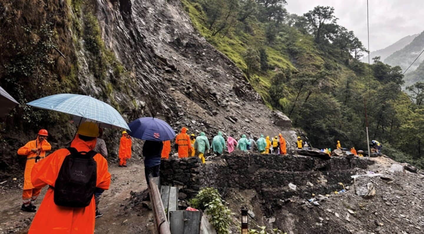 Landslide at Munkatiya blocks Kedarnath highway, yatra running smoothly