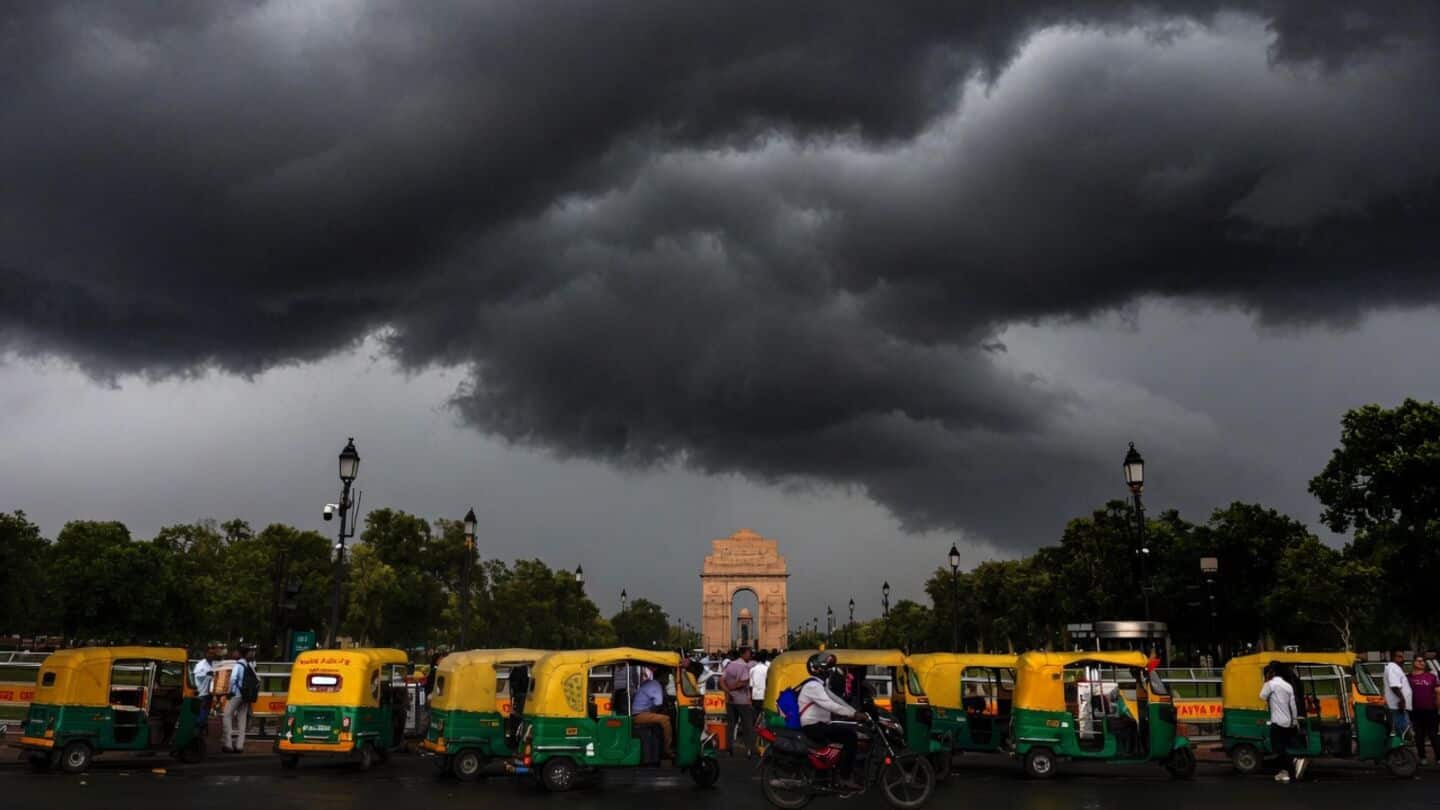 Delhi-NCR records cooler morning at 27.3°C as IMD forecasts storms