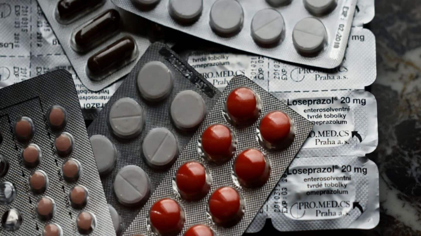 Jammu and Kashmir crackdown spurs opioid use and 4,000 arrests