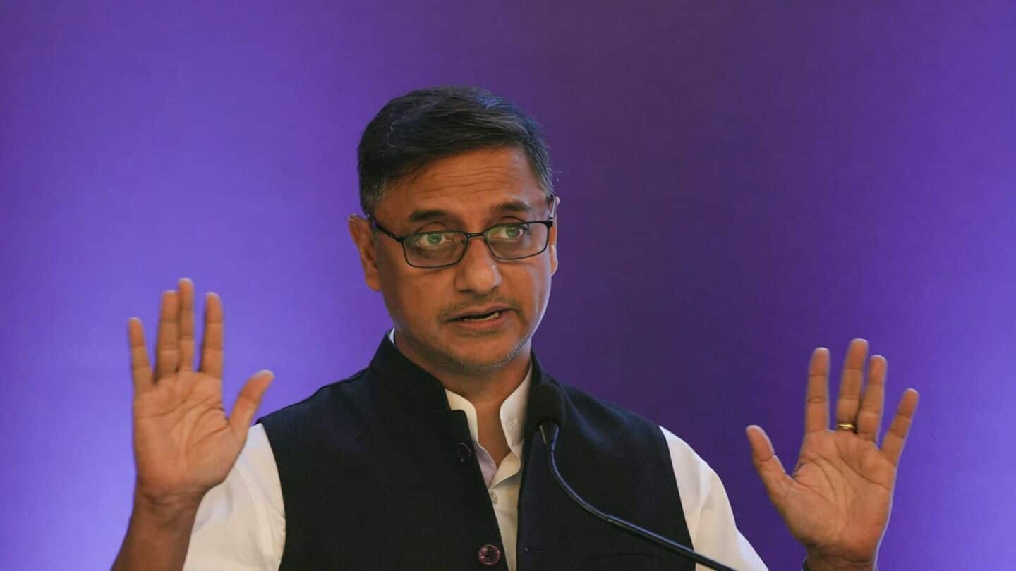 Sanjeev Sanyal urges India not to rush US trade pact