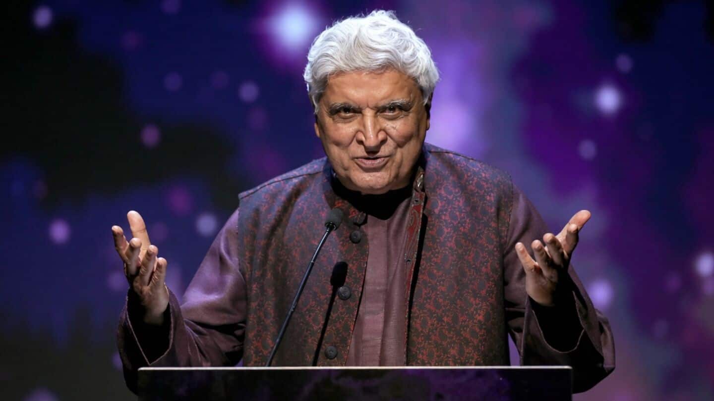 Javed Akhtar accepts 1st 2 Vande Mataram stanzas only