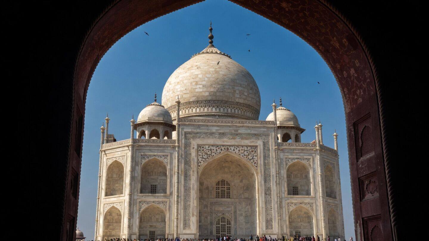 Allahabad HC issues notices over Taj Mahal 'Tejo Mahalaya' claim