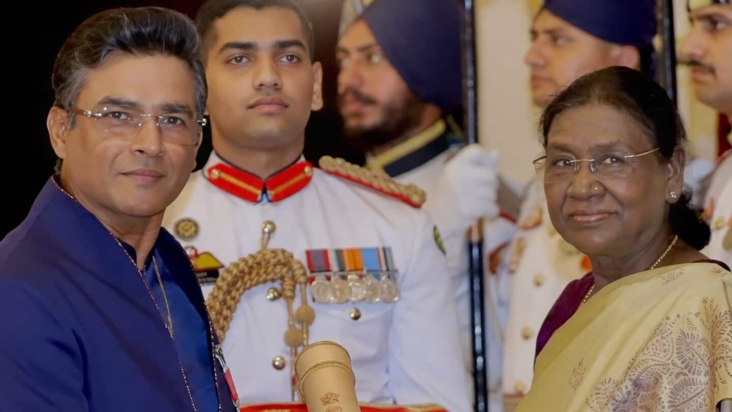 राष्ट्रपति द्रौपदी मुर्मू से पद्म श्री पाकर आर. माधवन हुए निहाल, बोले- यह सम्मान सिनेमा को मेरी श्रद्धांजलि है