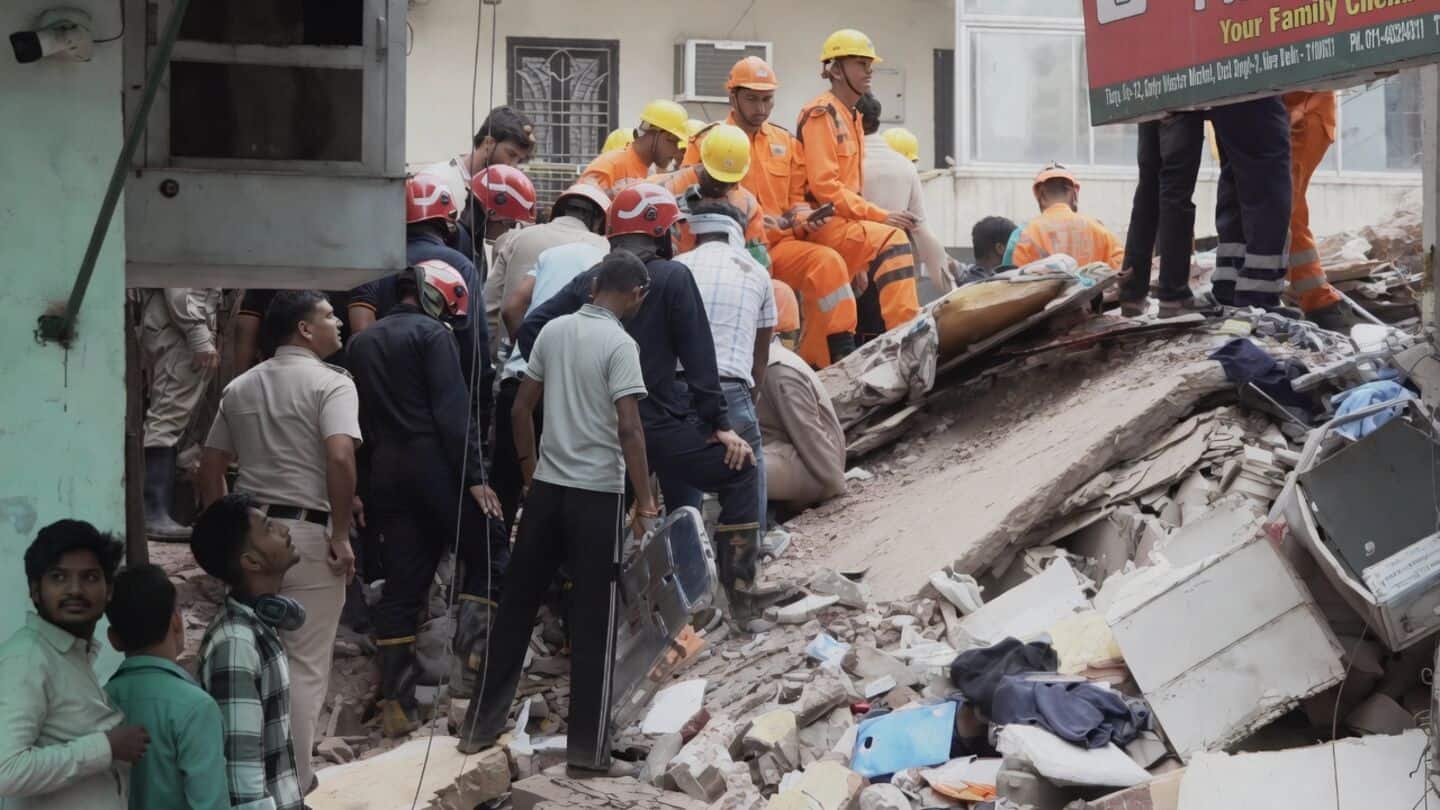 Building collapses in Delhi's Satya Niketan leaving 1 dead