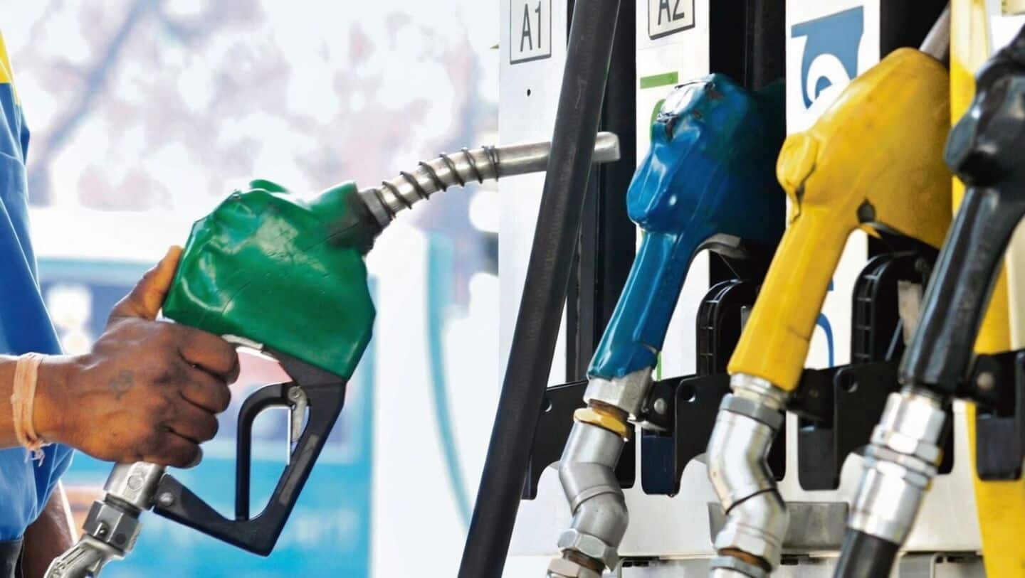 Fuel prices in India remain unchanged amid global oil volatility