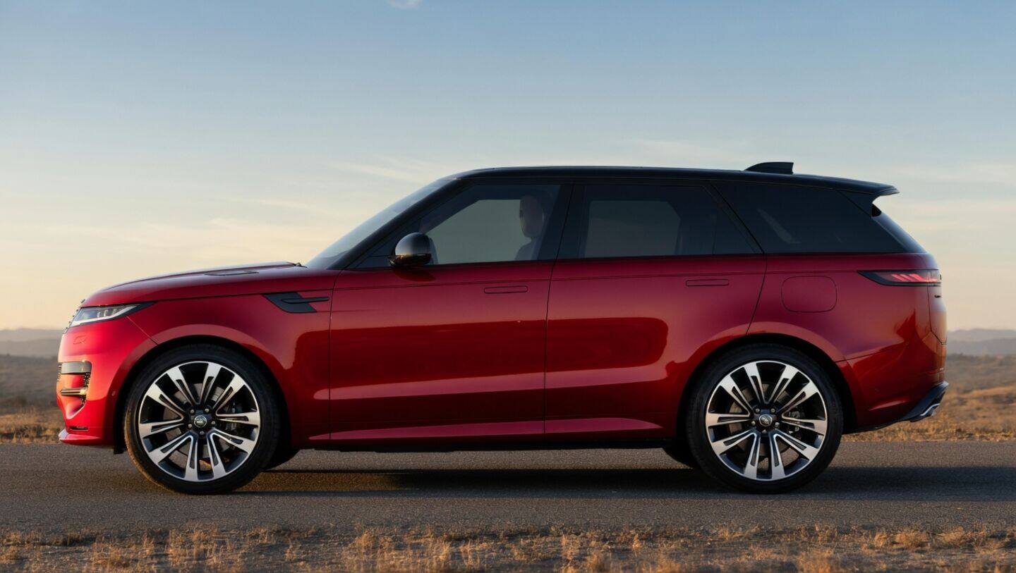 Jaguar Land Rover recalls 170,000 hybrids for DC-DC converter fault