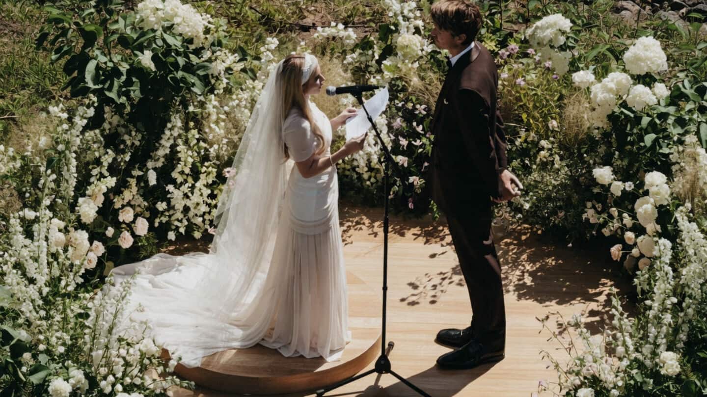 Roberts weds John in Sun Valley wearing silk and lace