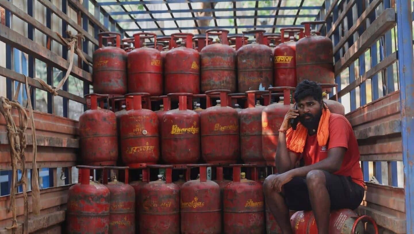 LPG shortage: Devkinandan Thakur's viral video on cooking stirs debate
