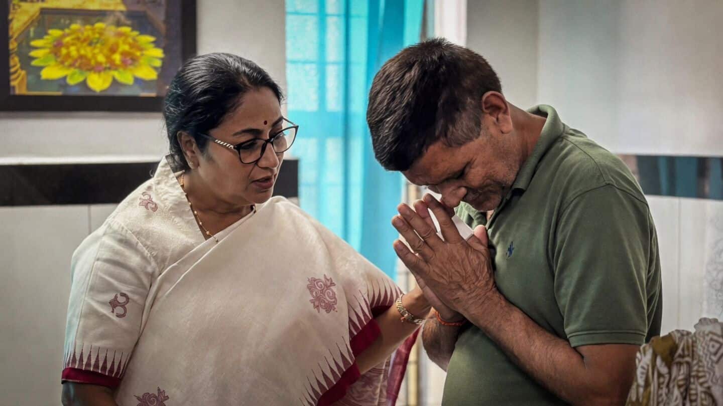 Delhi CM Rekha Gupta visits AIIMS after Satya Niketan collapse