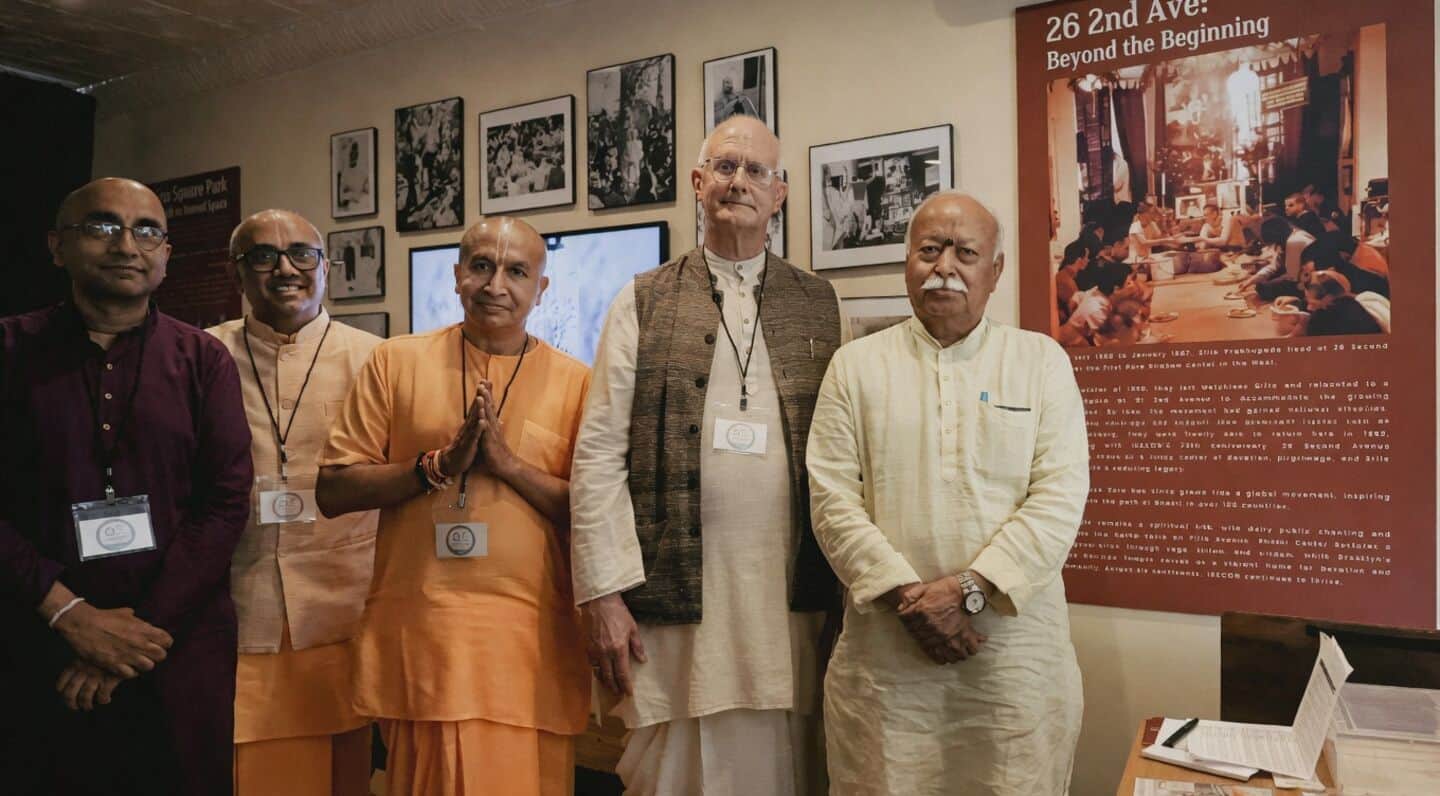Mohan Bhagwat visits New York ISKCON, inaugurates 100,000th meal distribution