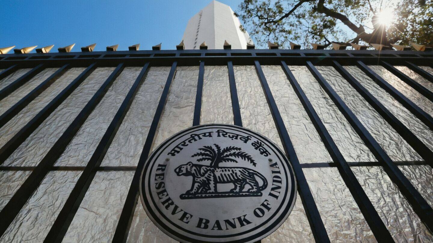 RBI to sell ₹25,000 cr of government bonds Tuesday