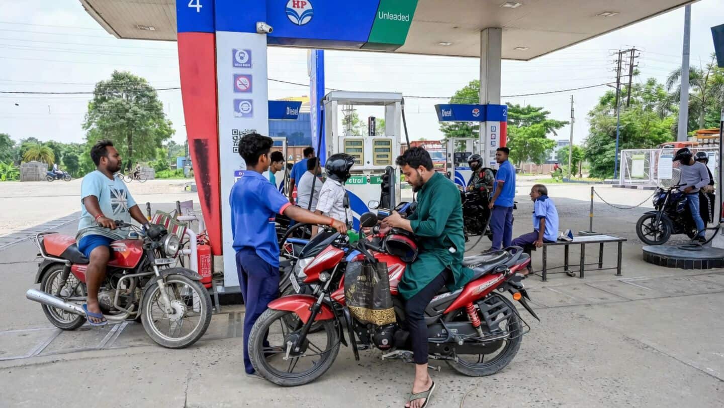 Fuel unchanged in India after ₹3 jump, crude $110