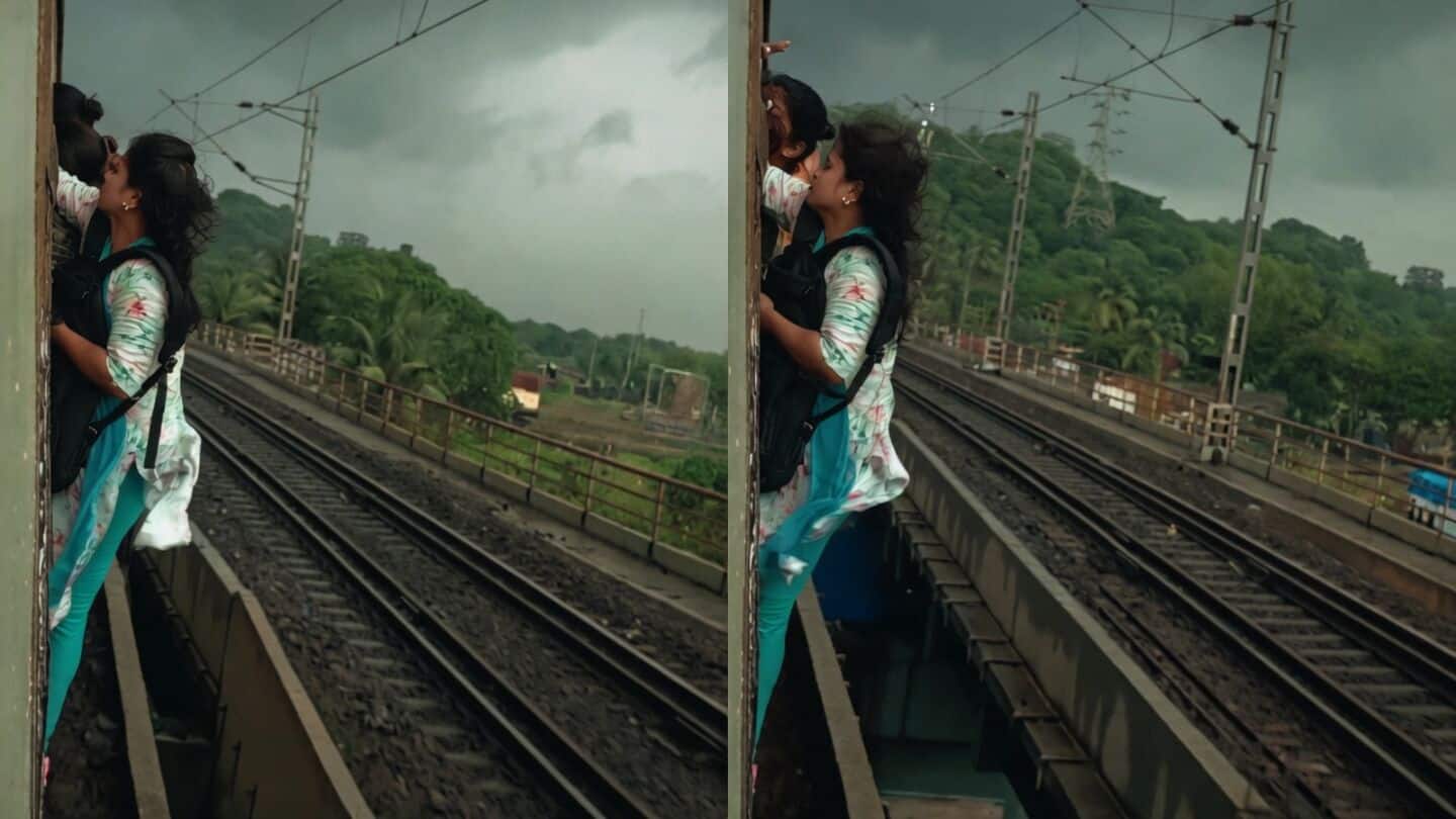 X video shows 2 women hanging from Mumbai local train