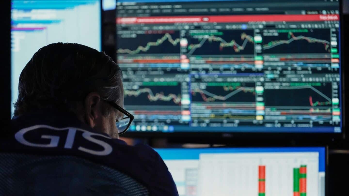 Microsoft and NVIDIA drive AI rally amid sector volatility