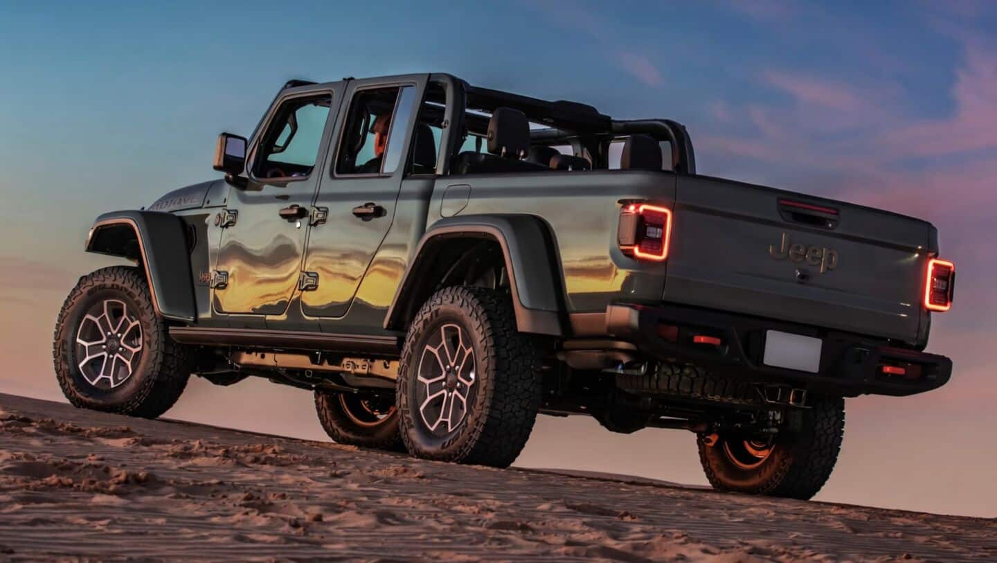 Aamir Ahmed hints Jeep may bring back manual Gladiator