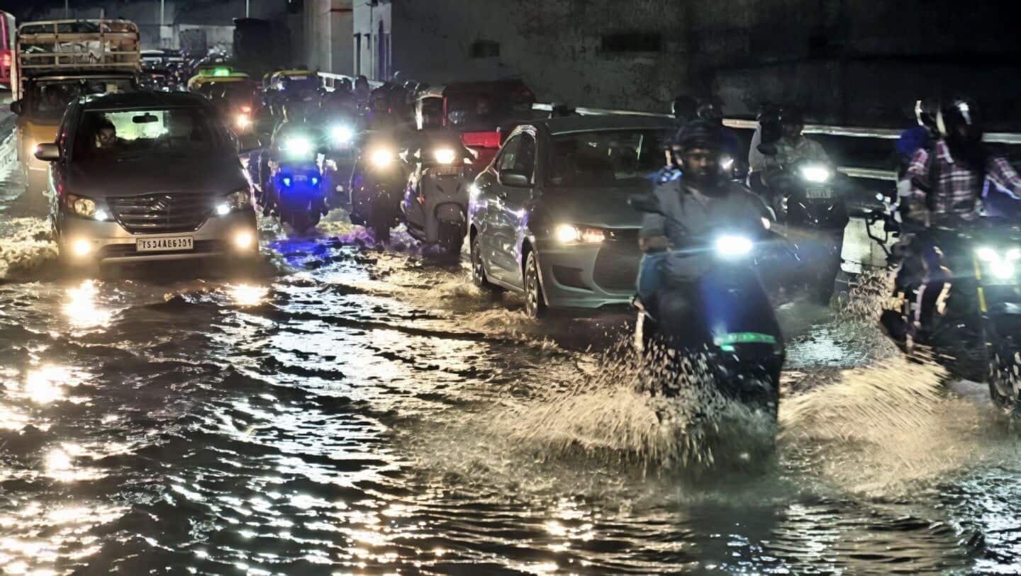 Pre-monsoon showers in Bengaluru cause flooding, metro disruptions, yellow alert